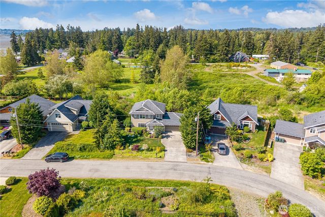 4610 Elmwood Drive, Blaine, WA 98230
