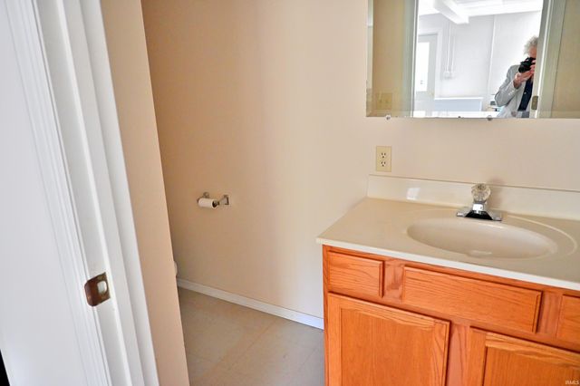 912 E 420 S, Jasper, IN 47546