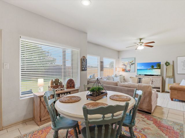 5135 Crystal Lake Avenue, Krum, TX 76249