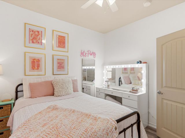 5135 Crystal Lake Avenue, Krum, TX 76249