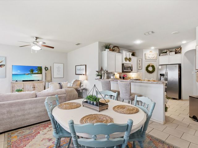 5135 Crystal Lake Avenue, Krum, TX 76249