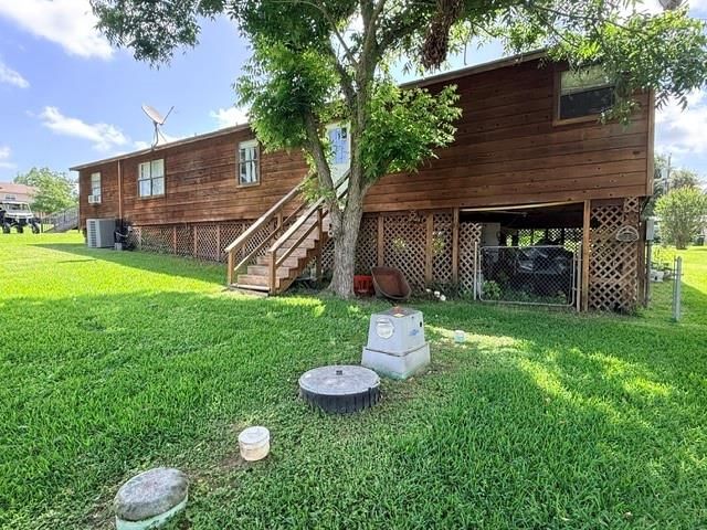 100 Southwood Shores Drive, Coldspring, TX 77331