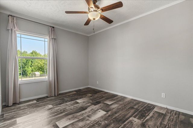 204 County Road 439, Athens, TN 37303