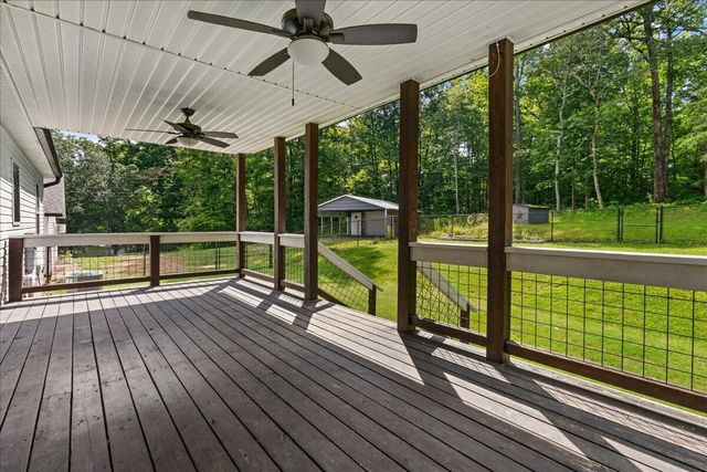 204 County Road 439, Athens, TN 37303