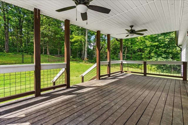 204 County Road 439, Athens, TN 37303