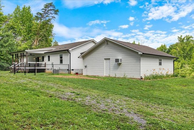 204 County Road 439, Athens, TN 37303