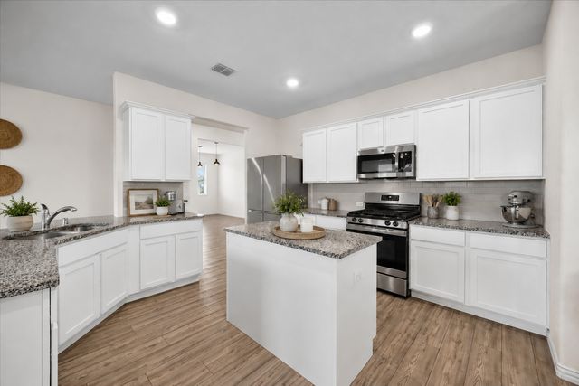 2100 Whispering Sage Boulevard, Royse City, TX 75189