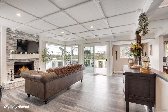 4807 Sunrise Valley Dr, El Cajon, CA 92020
