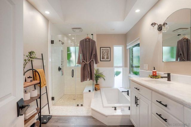 4807 Sunrise Valley Dr, El Cajon, CA 92020