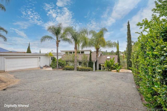 4807 Sunrise Valley Dr, El Cajon, CA 92020