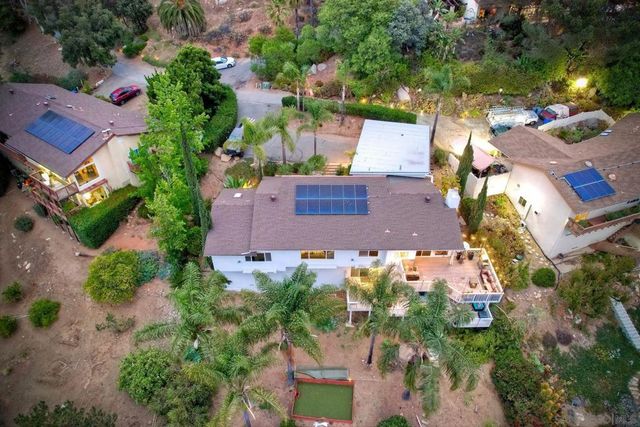 4807 Sunrise Valley Dr, El Cajon, CA 92020