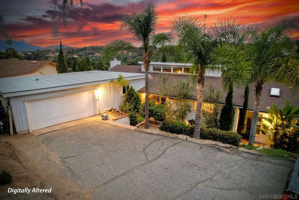 4807 Sunrise Valley Dr, El Cajon, CA 92020