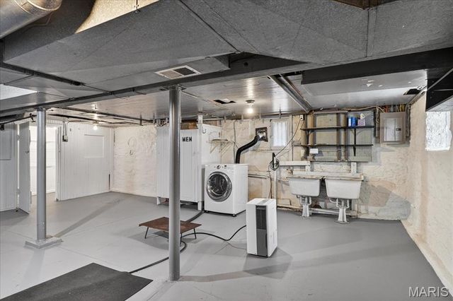 5208 Murdoch Avenue, St Louis, MO 63109