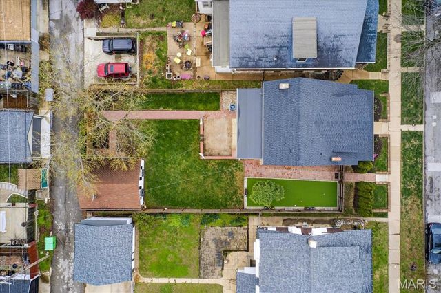 5208 Murdoch Avenue, St Louis, MO 63109