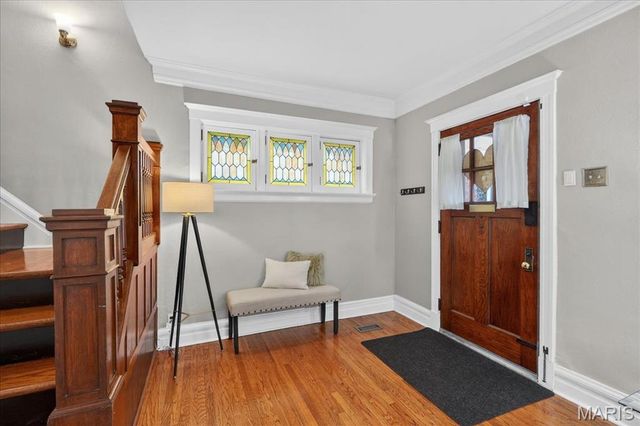 5208 Murdoch Avenue, St Louis, MO 63109