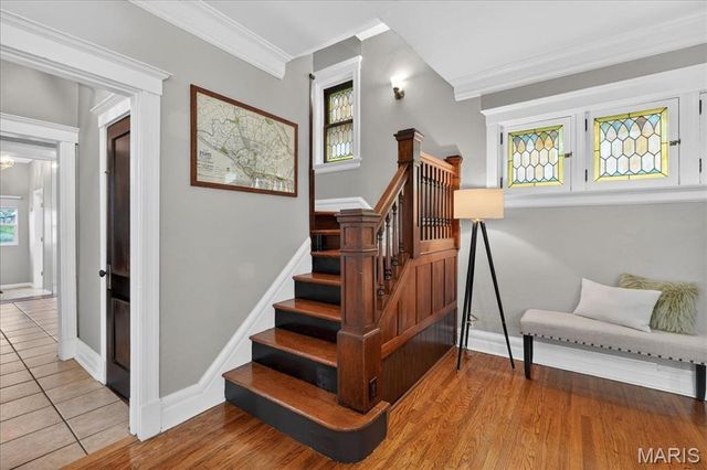 5208 Murdoch Avenue, St Louis, MO 63109