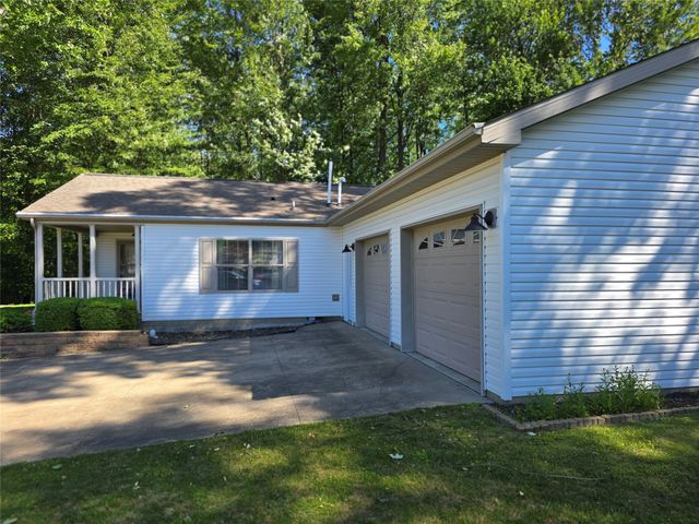 5341 SPUMANTE SQ., Girard, PA 16417