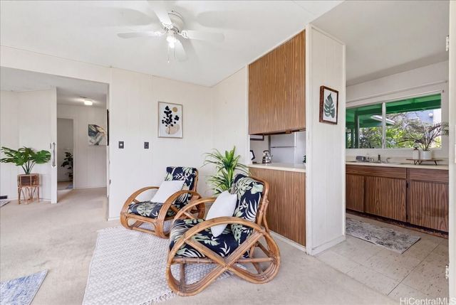 469 Kalamaku Street, Honolulu, HI 96813