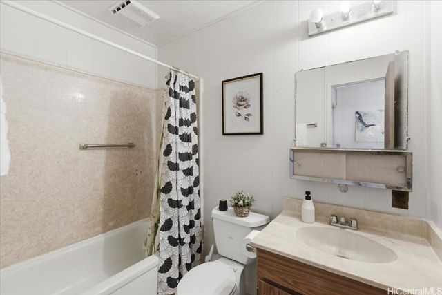 469 Kalamaku Street, Honolulu, HI 96813