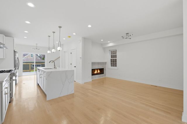 6707 W Imlay Street, Chicago, IL 60631