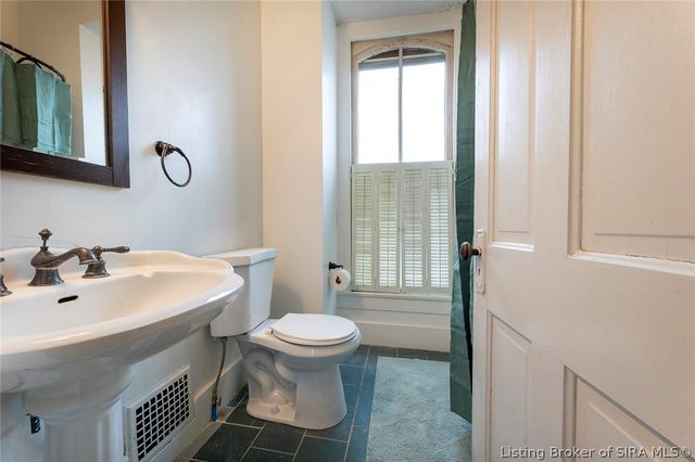 622 N Capitol Avenue, Corydon, IN 47112