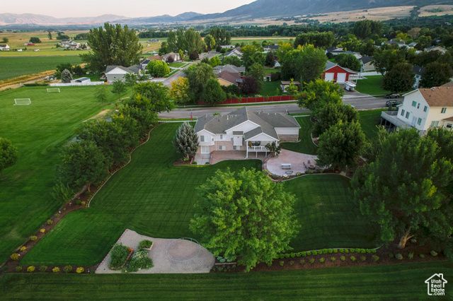 203 E 600 N, Mendon, UT 84325