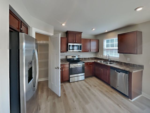 5120 Kensal Dr, Antioch, TN 37013