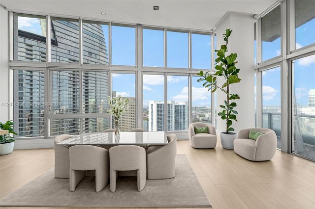 465 Brickell Ave 4101, Miami, FL 33131