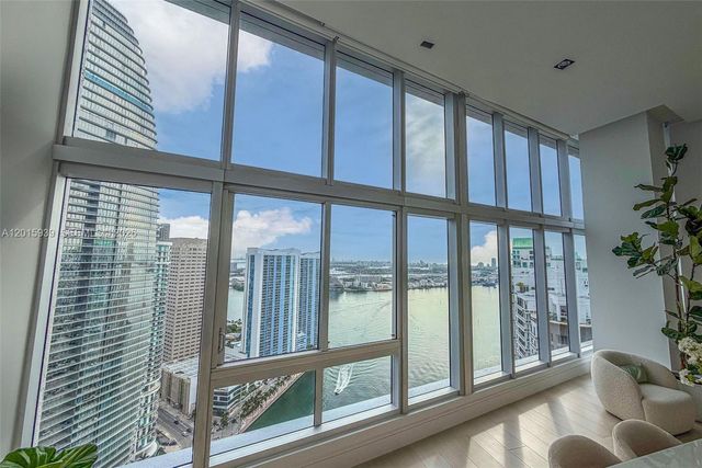 465 Brickell Ave 4101, Miami, FL 33131
