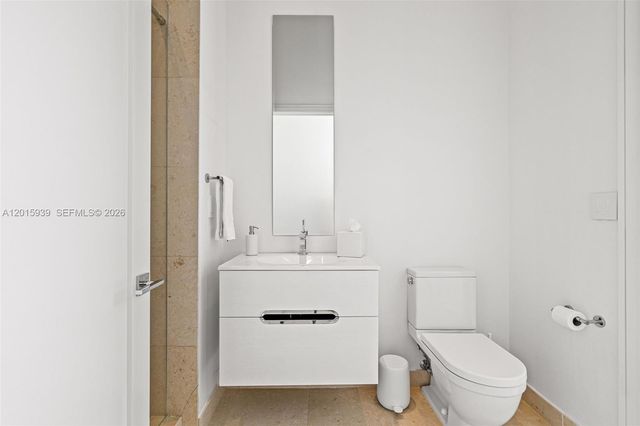 465 Brickell Ave 4101, Miami, FL 33131