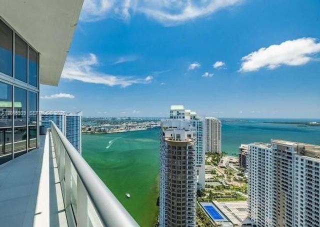 465 Brickell Ave 4101, Miami, FL 33131