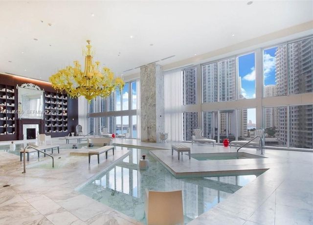 465 Brickell Ave 4101, Miami, FL 33131