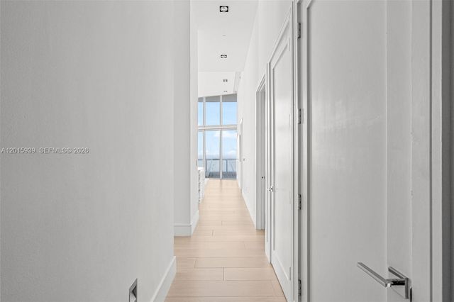 465 Brickell Ave 4101, Miami, FL 33131