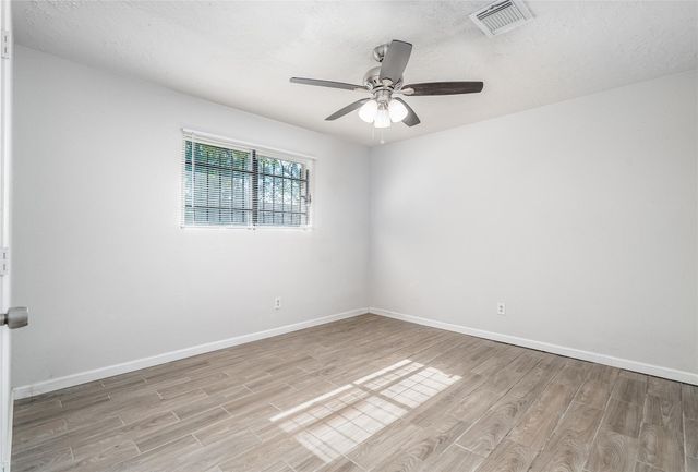 5411 Ingomar Way, Houston, TX 77053