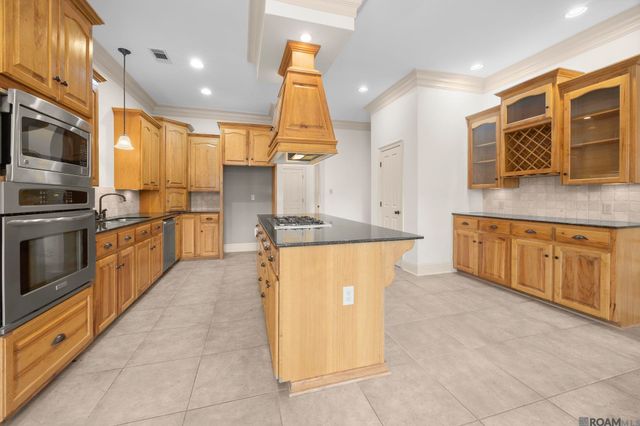 1601 Ruelle De Grace Dr, Baton Rouge, LA 70810