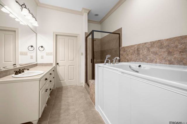 1601 Ruelle De Grace Dr, Baton Rouge, LA 70810