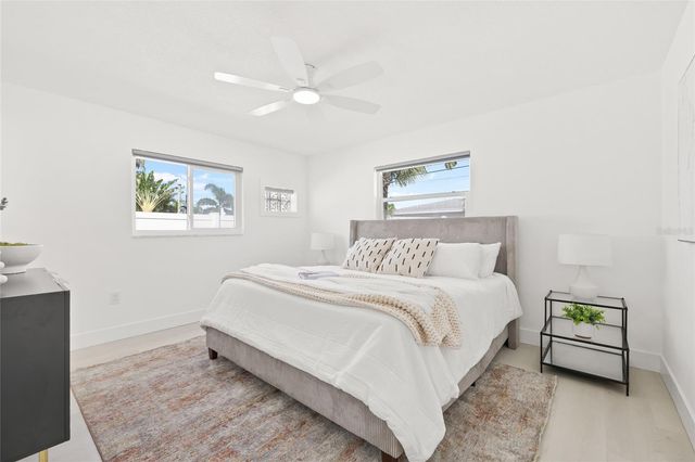 10129 4TH STREET E, Treasure Island, FL 33706