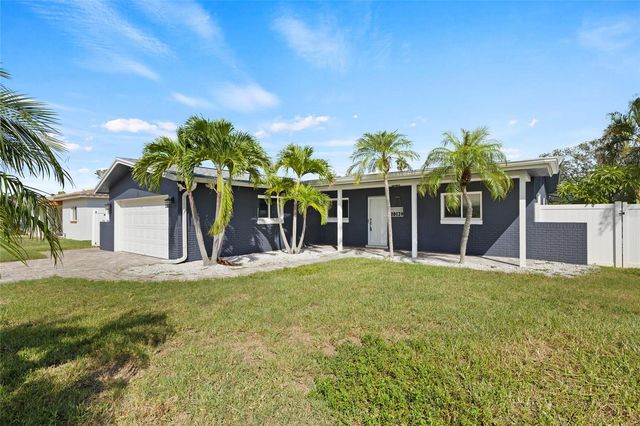 10129 4TH STREET E, Treasure Island, FL 33706