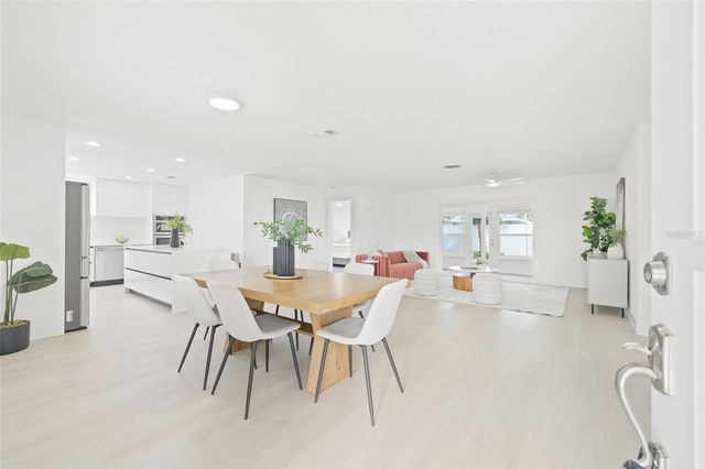 10129 4TH STREET E, Treasure Island, FL 33706