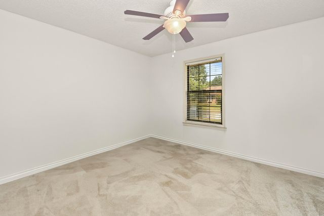 6984 West Cottonwood Road, Springfield, MO 65802