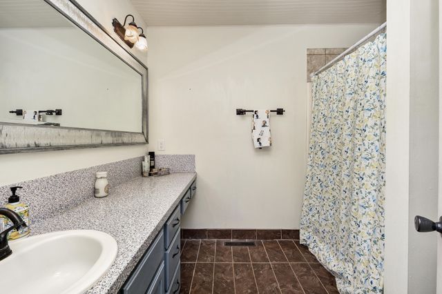 6984 West Cottonwood Road, Springfield, MO 65802