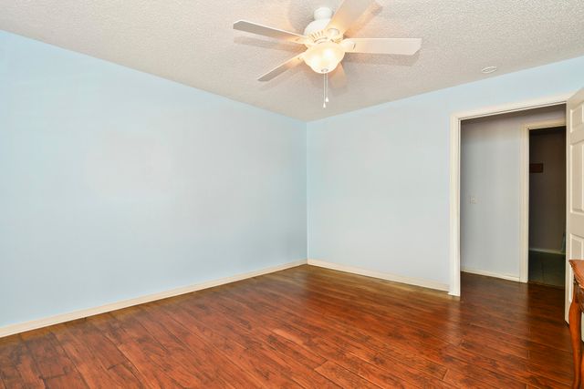 6984 West Cottonwood Road, Springfield, MO 65802