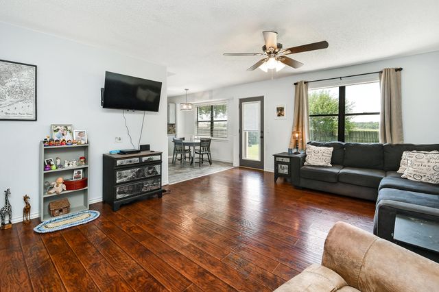 6984 West Cottonwood Road, Springfield, MO 65802