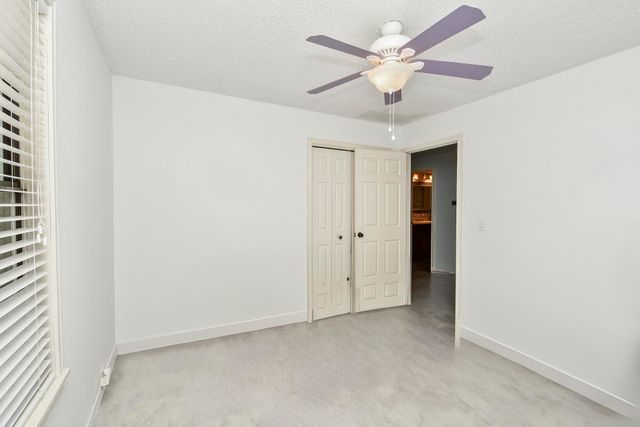 6984 West Cottonwood Road, Springfield, MO 65802