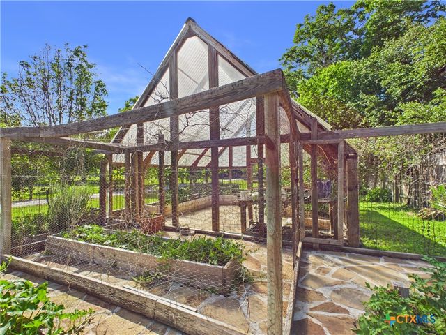 1238 Sleepy Hollow Lane, New Braunfels, TX 78130