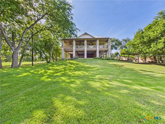 1238 Sleepy Hollow Lane, New Braunfels, TX 78130
