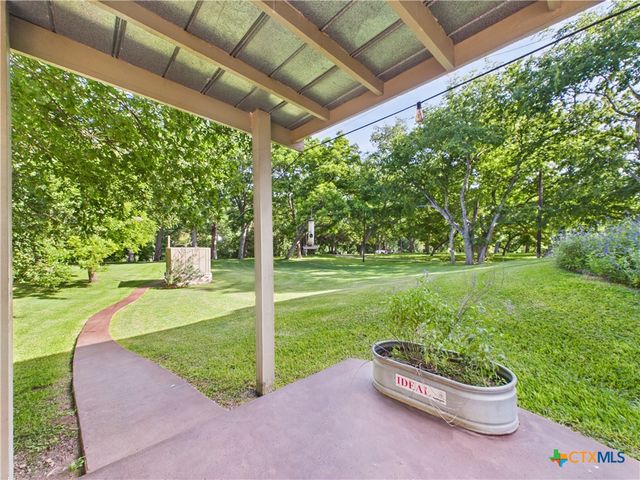 1238 Sleepy Hollow Lane, New Braunfels, TX 78130