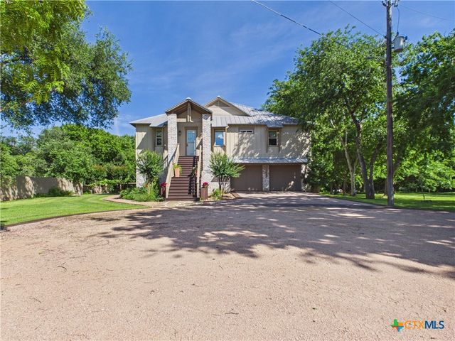 1238 Sleepy Hollow Lane, New Braunfels, TX 78130