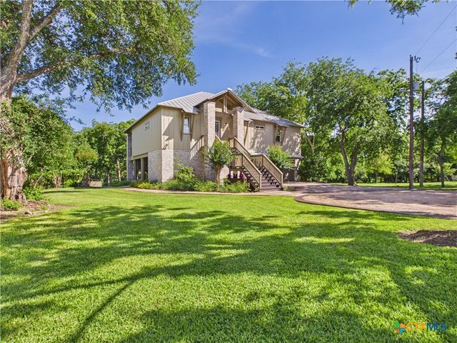1238 Sleepy Hollow Lane, New Braunfels, TX 78130