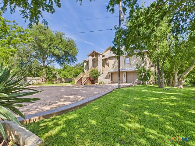 1238 Sleepy Hollow Lane, New Braunfels, TX 78130
